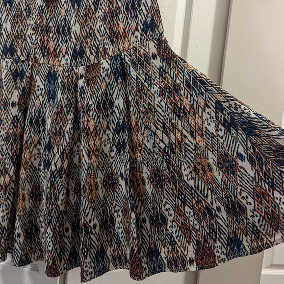 Pixie + Diamond Patterned Dress - Picture 2 of 6